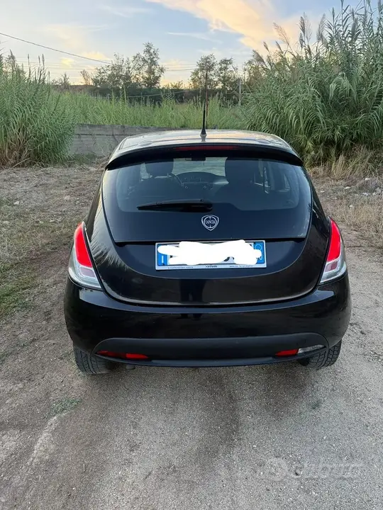 Lancia Ypsilon 2011 photo 5