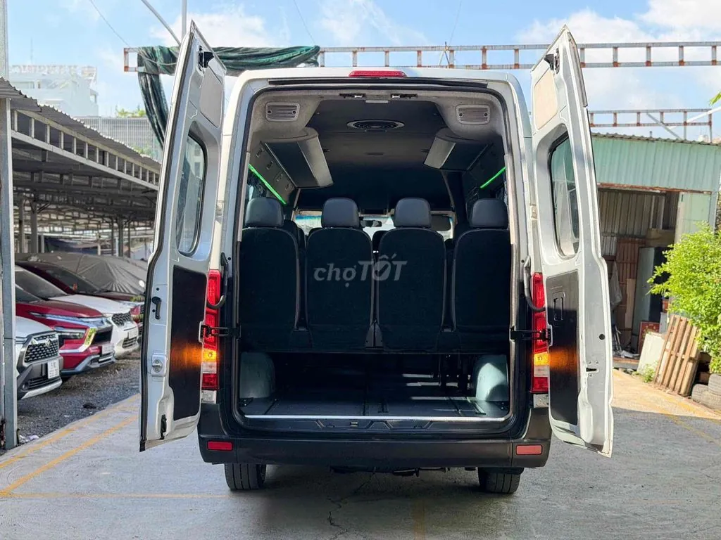 Hyundai Solati 2018 photo 5