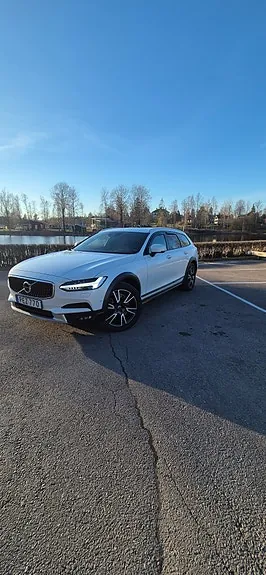 Volvo V90 Cross Country 2017 photo 4