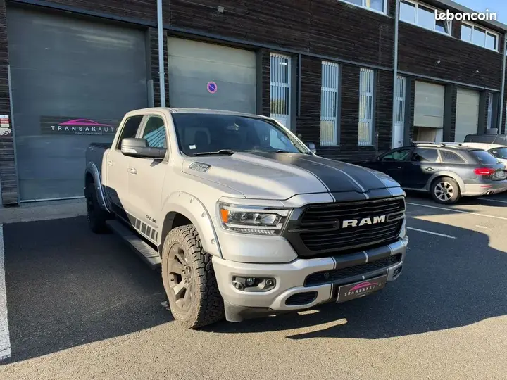 Dodge Ram 1500 2021 photo 2