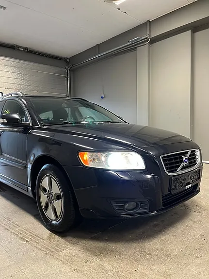 Volvo V50 2010 photo 5