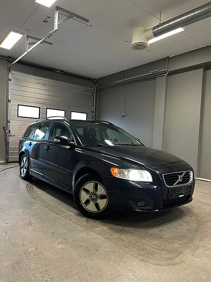 Volvo V50 2010 photo 4