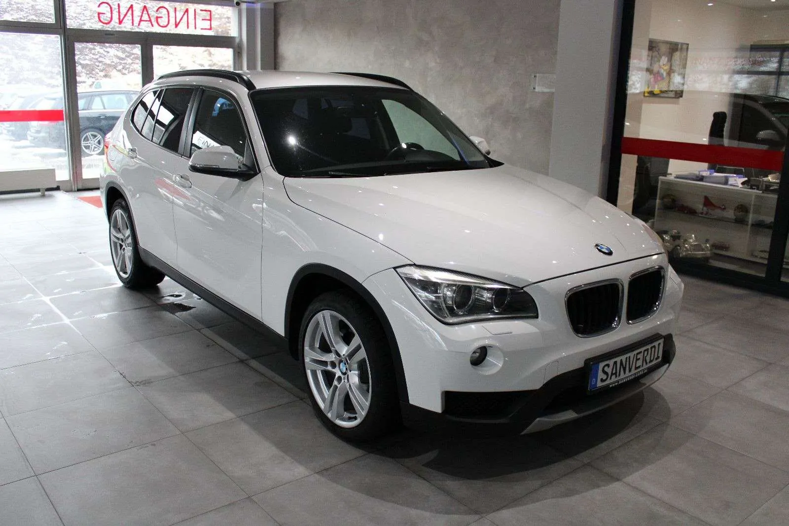 BMW X1 2012 photo 2