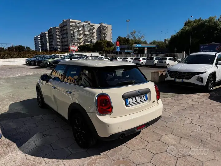 Mini Cooper 2019 photo 2