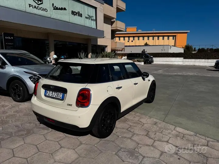 Mini Cooper 2019 photo 4