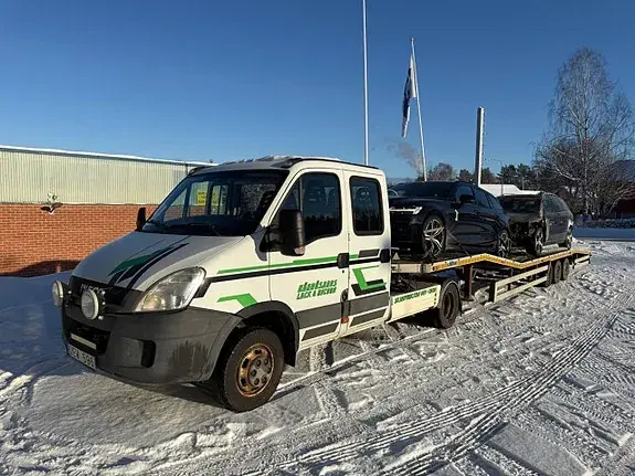 Iveco Daily 2010 photo 2