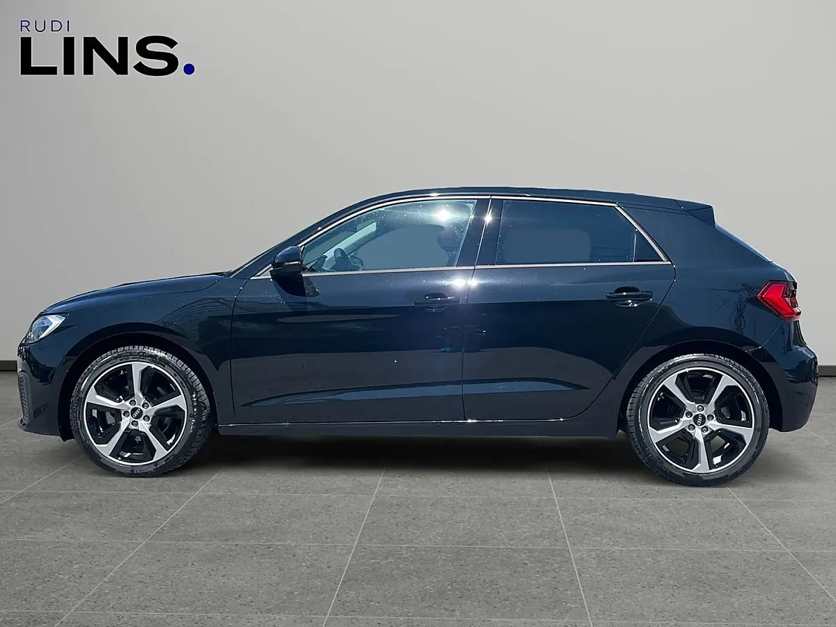 Audi A1 2026 photo 2