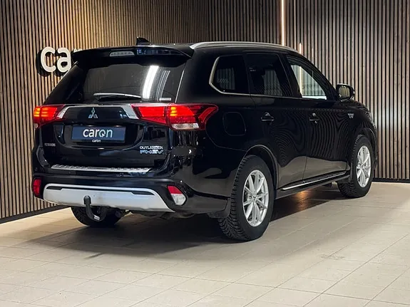 Mitsubishi Outlander 2019 photo 2