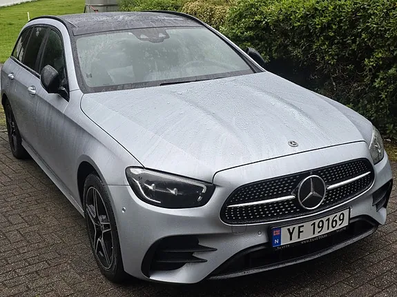 Mercedes-Benz E300 De