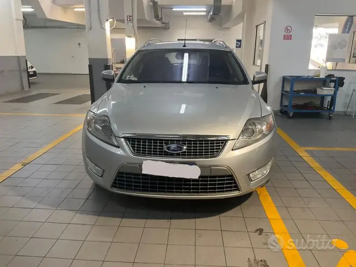 Ford Mondeo 2010 photo 2