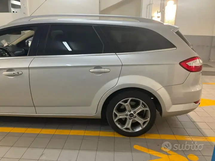Ford Mondeo 2010 photo 4