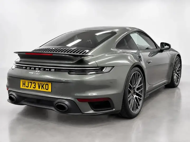 Porsche 911 2023 photo 3