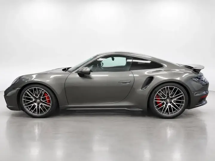 Porsche 911 2023 photo 5