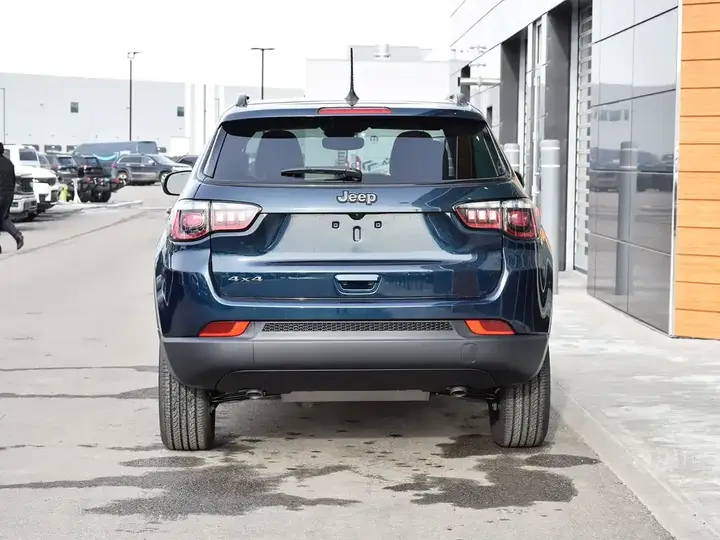 Jeep Compass 2026 photo 5
