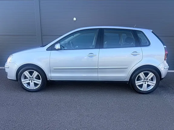 Volkswagen Polo 2009 photo 2