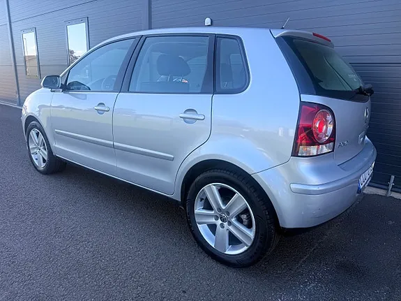 Volkswagen Polo 2009 photo 3