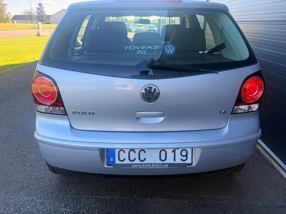 Volkswagen Polo 2009 photo 4