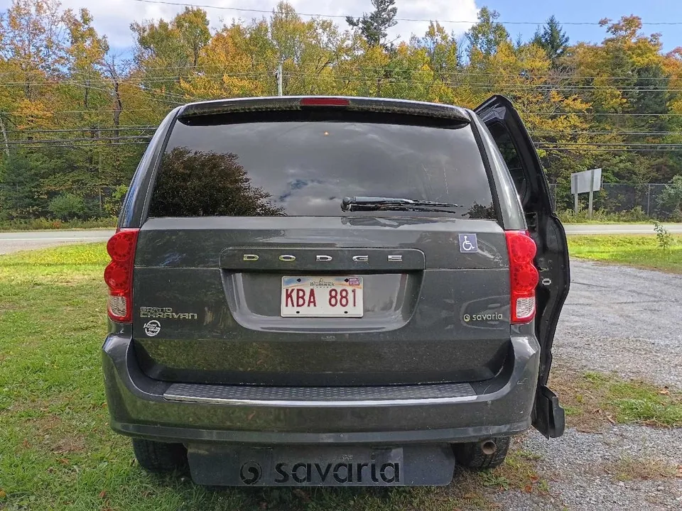 Dodge Grand Caravan 2012 photo 4