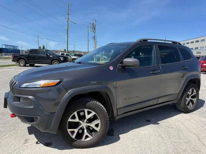 Jeep Cherokee 2016 photo 2