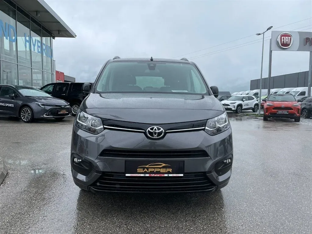Toyota Proace City Verso L1 2024 photo 2