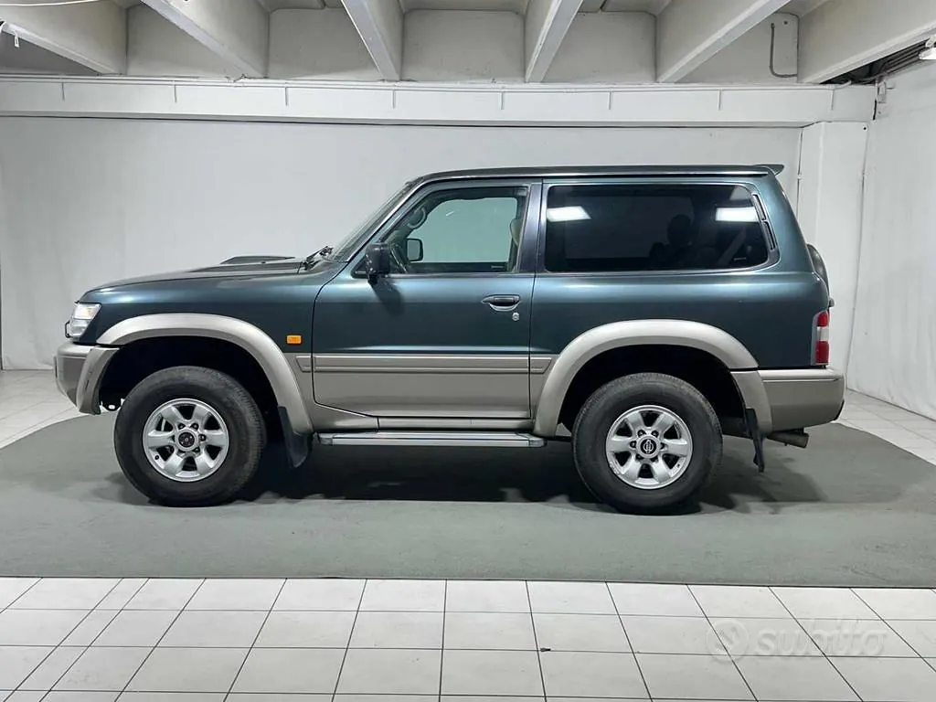 Nissan Patrol Gr 2001 photo 2