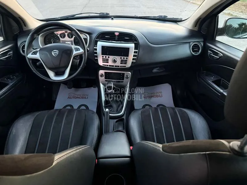 Lancia Delta 2012 photo 3