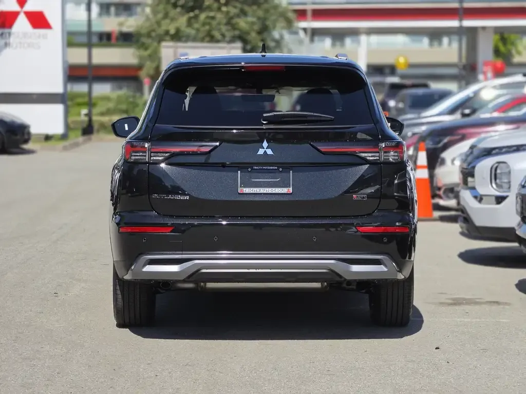 Mitsubishi Outlander 2026 photo 4