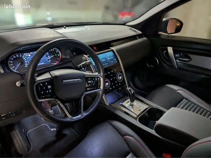 Land Rover Discovery Sport 2022 photo 2