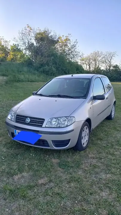 Fiat Punto 2005 photo 2