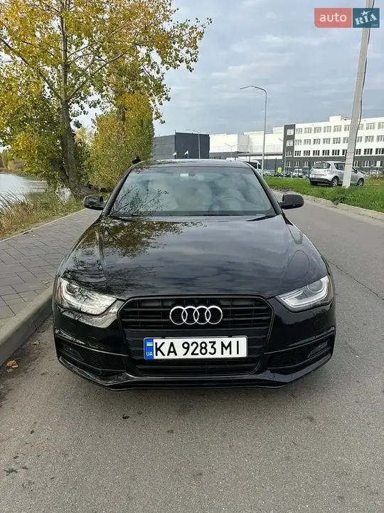 Audi A4 2014 photo 2