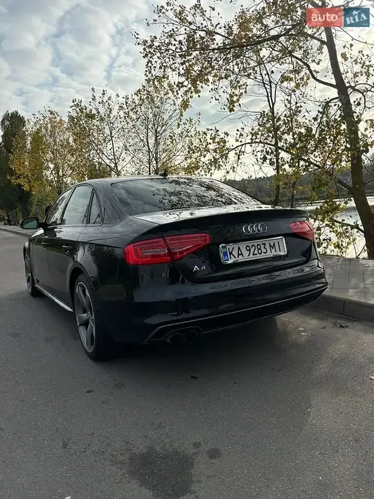 Audi A4 2014 photo 5