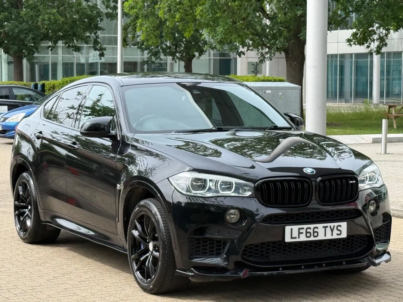 BMW X6 M 2016 photo 2