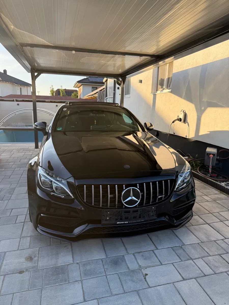Mercedes-Benz C-Class 2016 photo 2