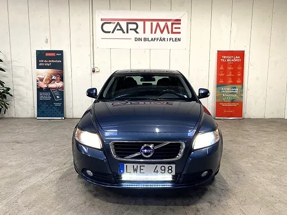 Volvo S40 2012 photo 2