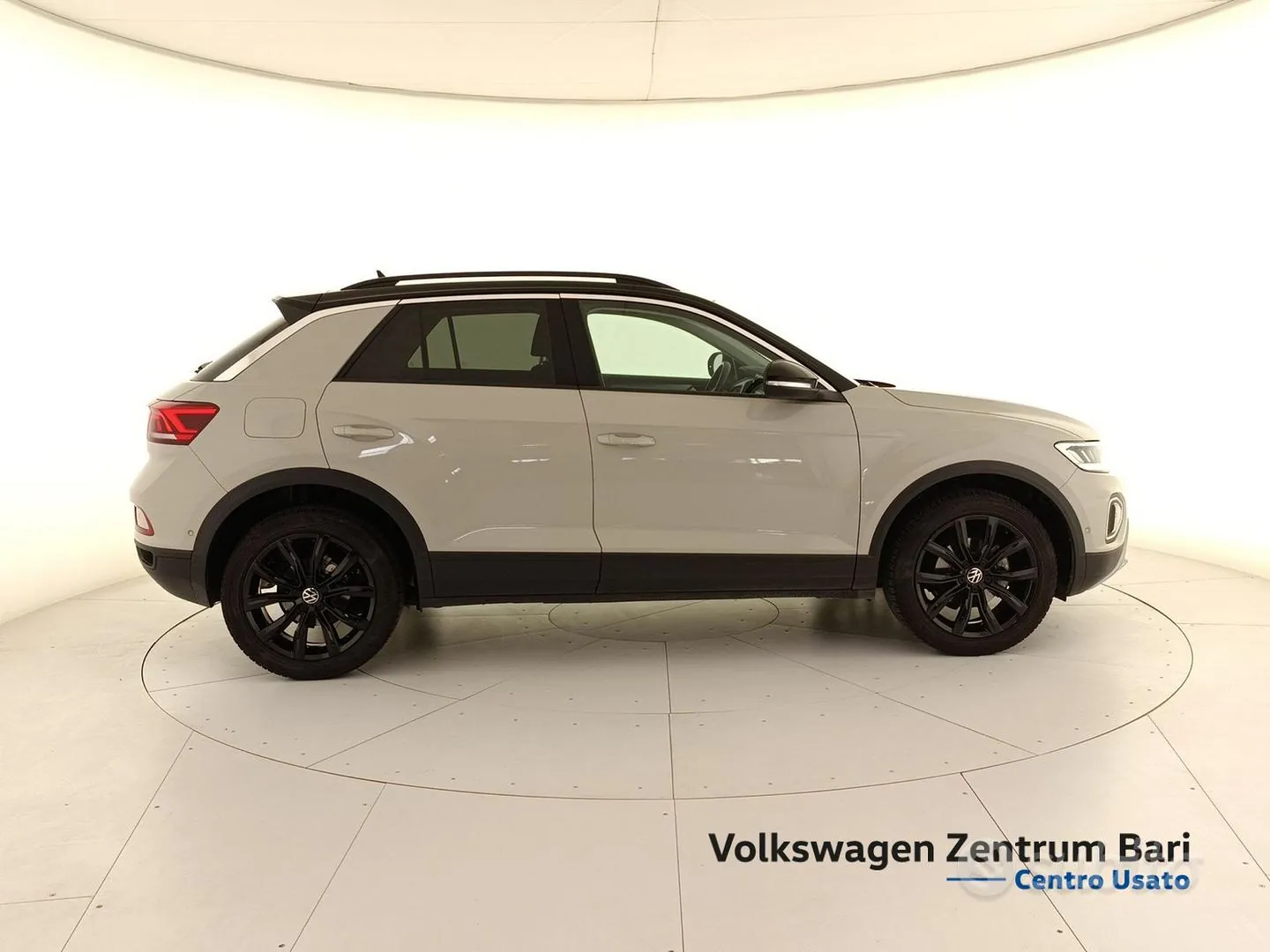 Volkswagen T-Roc 2023 photo 5