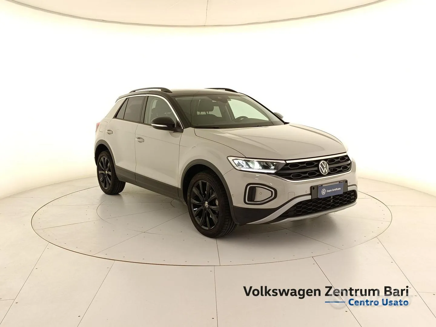Volkswagen T-Roc 2023 photo 4