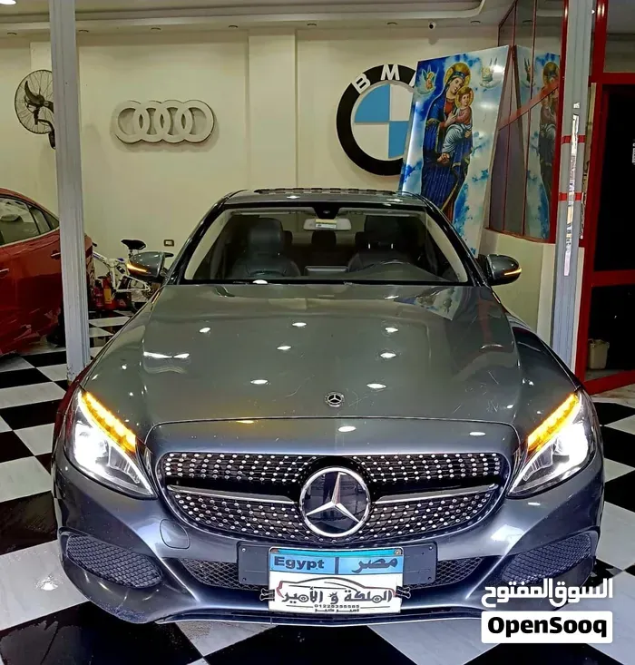 Mercedes-Benz E200 2019 photo 5