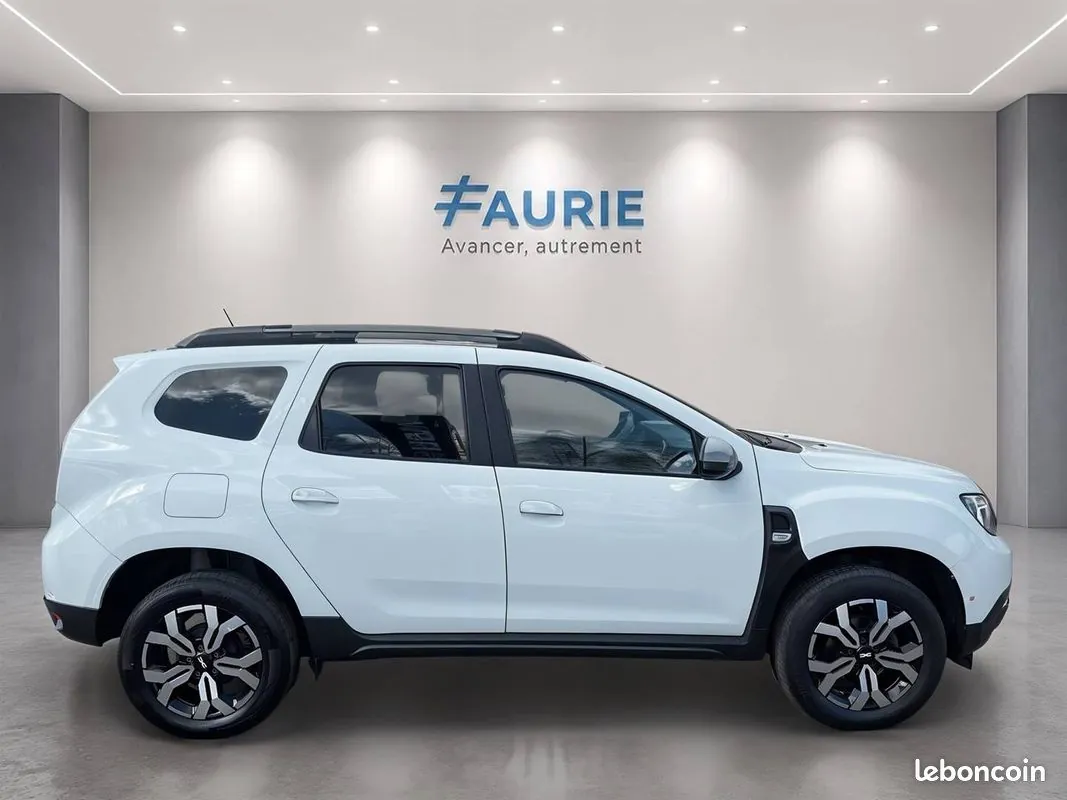 Dacia Duster 2024 photo 4
