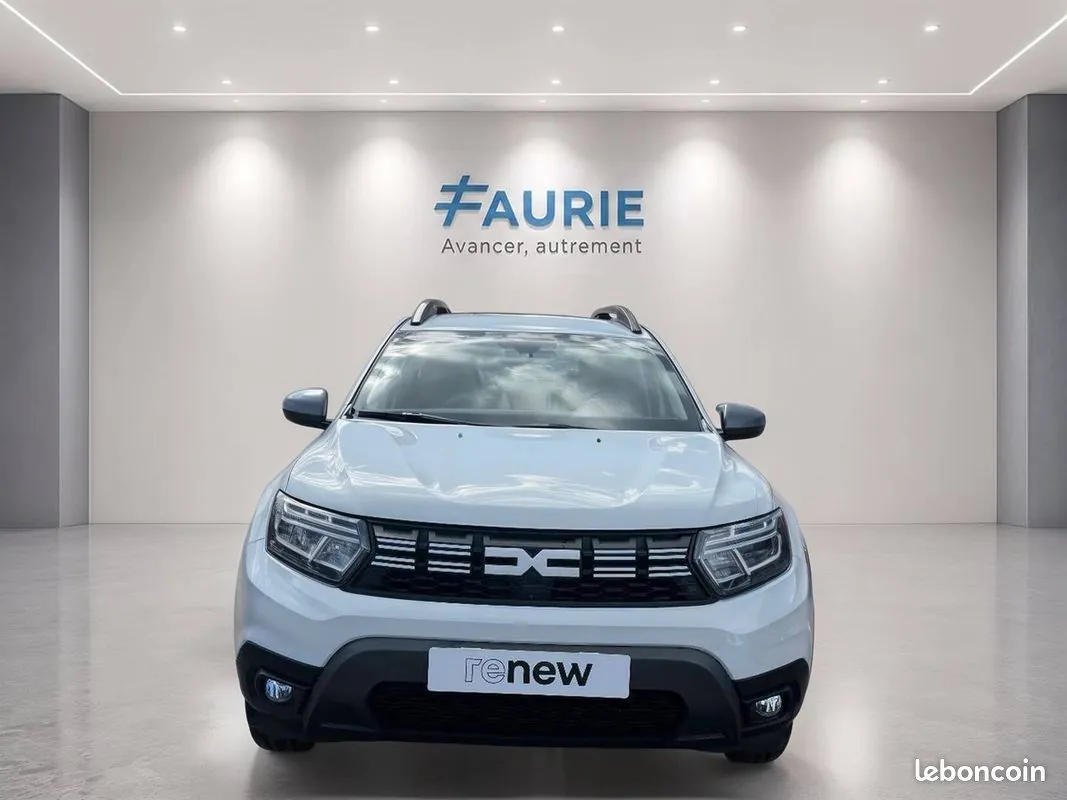 Dacia Duster 2024 photo 2