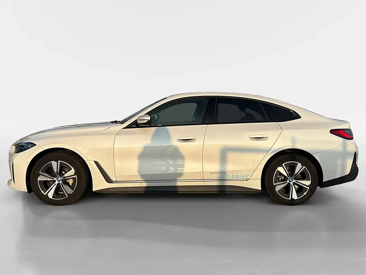 BMW I4 Gran Coupe 2023 photo 2