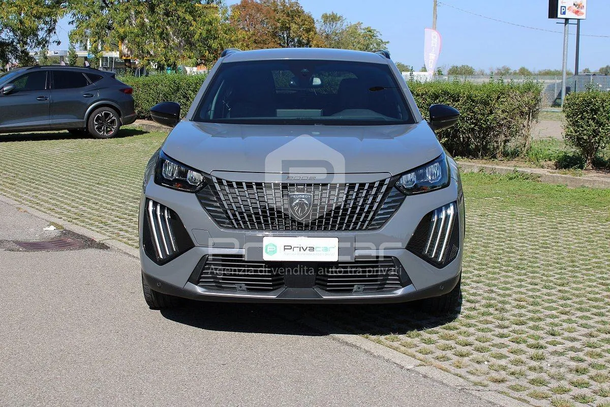 Peugeot 2008 2024 photo 2