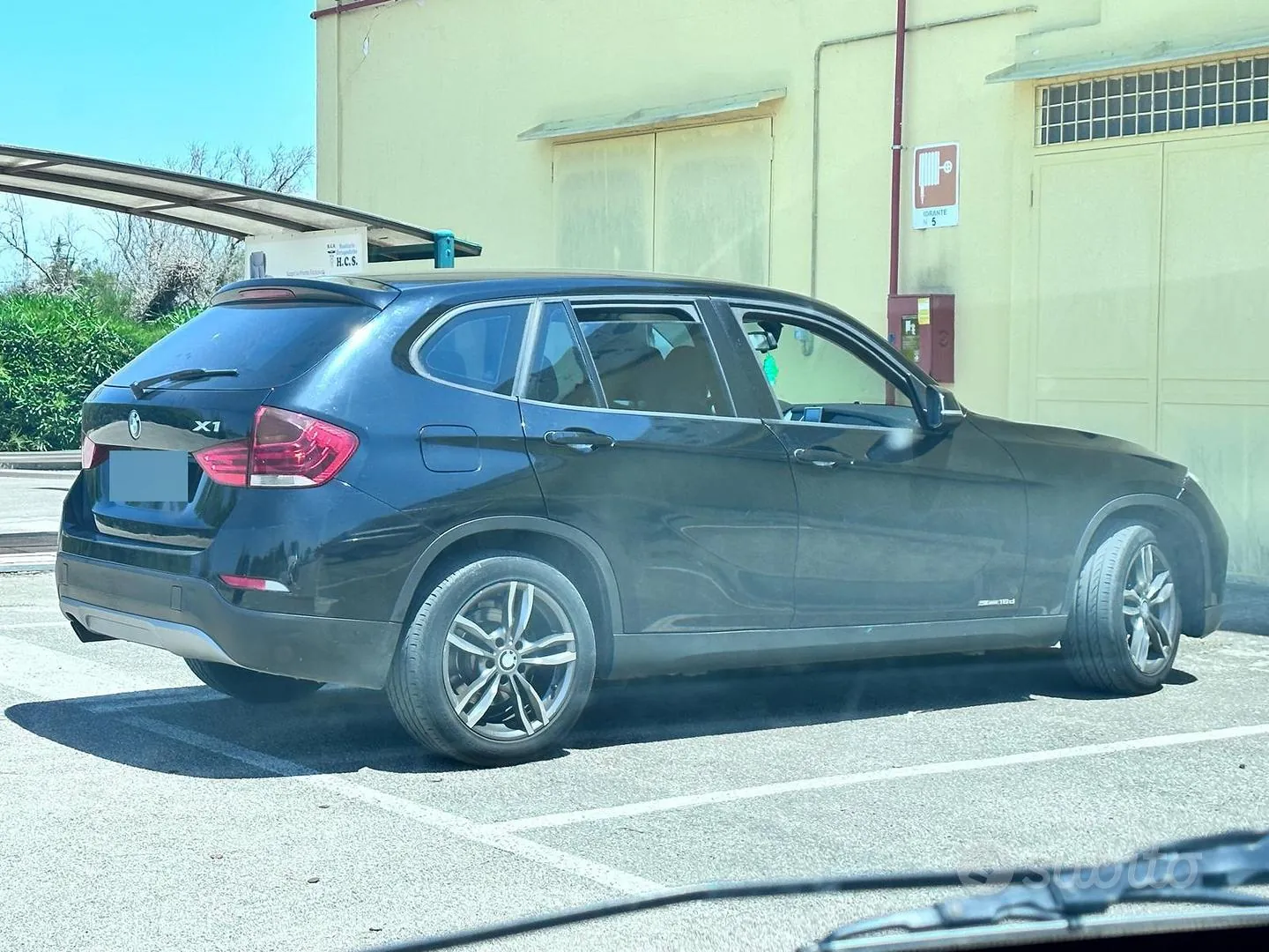 BMW X1 2012 photo 2