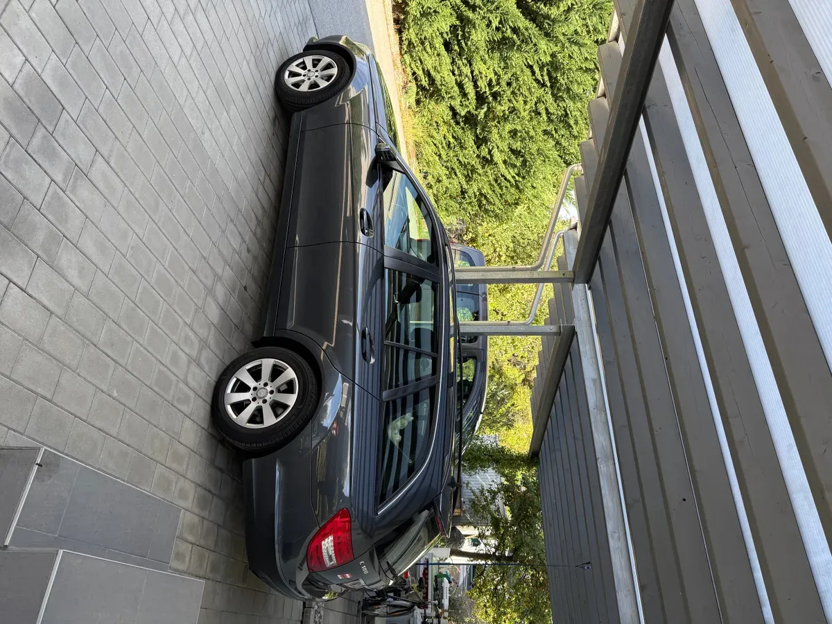 Mercedes-Benz C-Class 2013 photo 2