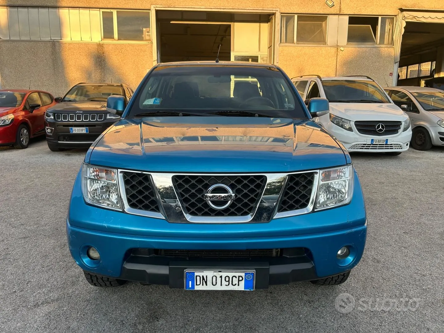 Nissan Navara 2008 photo 2