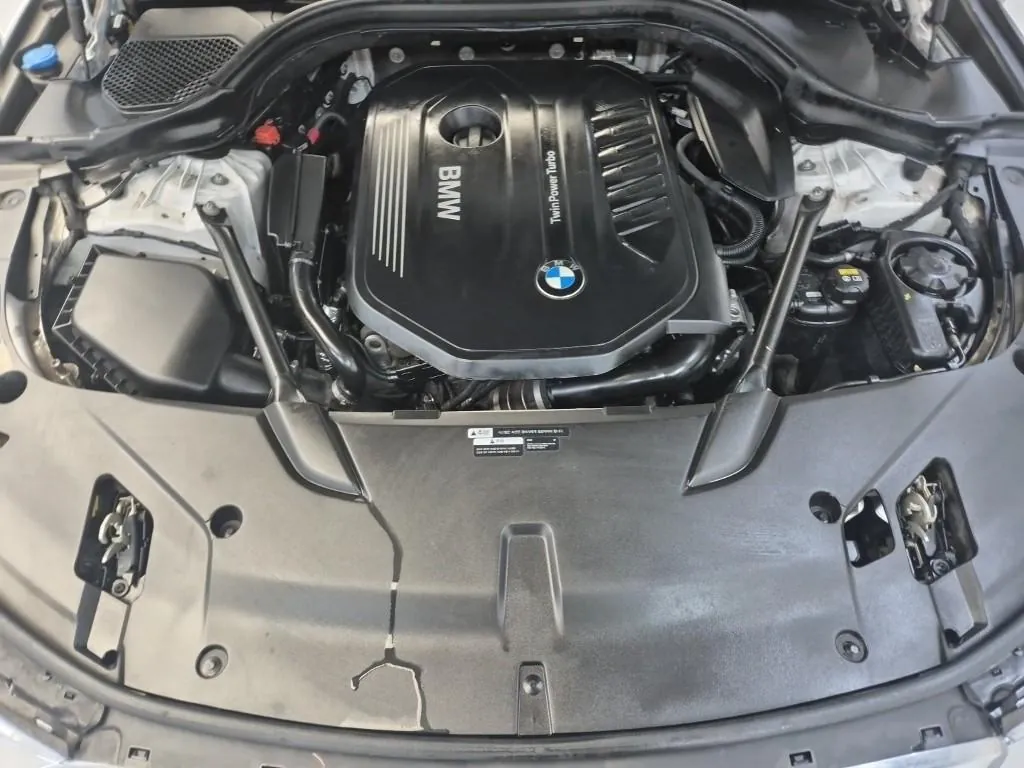 BMW 6 Series Gran Turismo 2018 photo 5