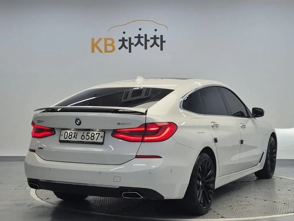 BMW 6 Series Gran Turismo 2018 photo 3