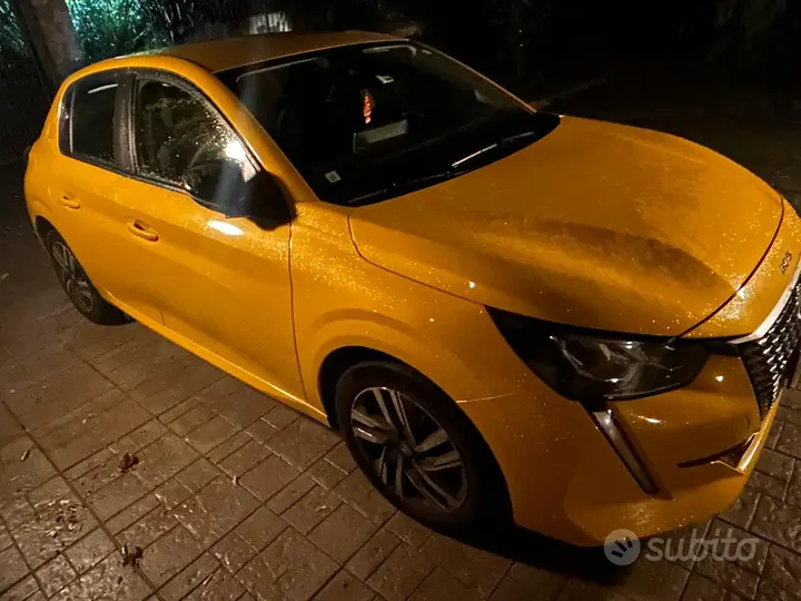 Peugeot 208 2023 photo 3