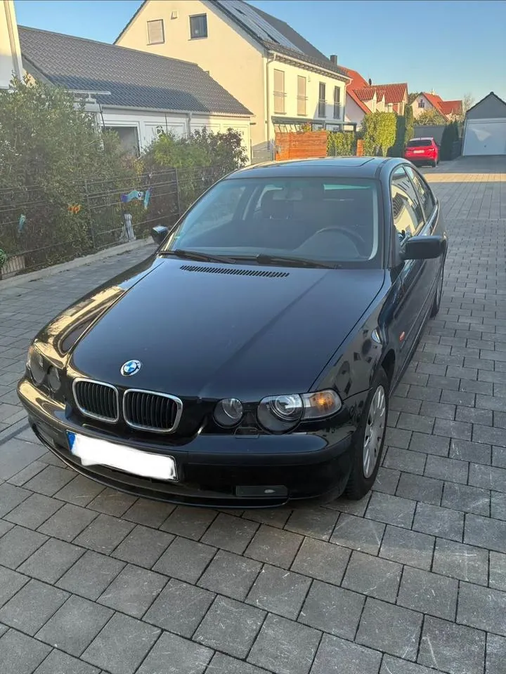 BMW 318Ti