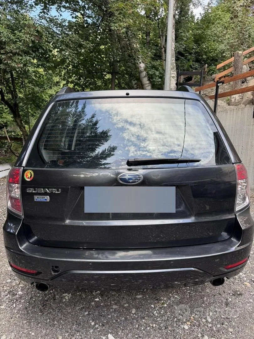 Subaru Forester 2010 photo 3