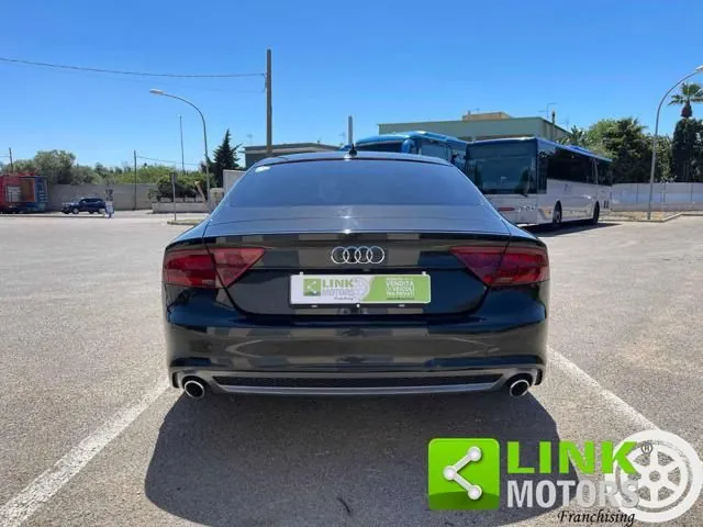 Audi A7 2011 photo 4